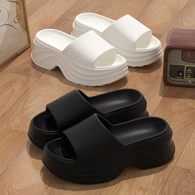 Women's EVA Platform Slippers Women Thick Sole Non Slip Beach Slides Sandals For Women Summer Soft Sole Wedge Heel Slipper
