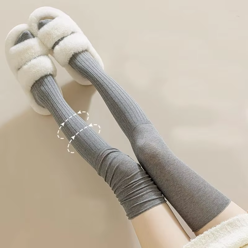 1 Pair Women's Stockings Autumn Winter Trends Casual Knee High Socks Female High Quality Solid Color Warm Long Socks